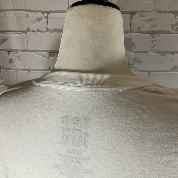 “TEE LUV” Periodic Table Graphic T Shirt. - Picture 5 of 8